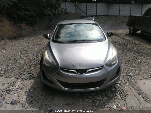 2016 HYUNDAI ELANTRA SE VIN: 5NPDH4AE3GH664740