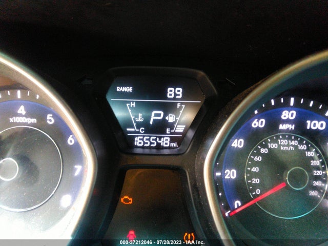 2016 HYUNDAI ELANTRA SE VIN: 5NPDH4AE3GH664740