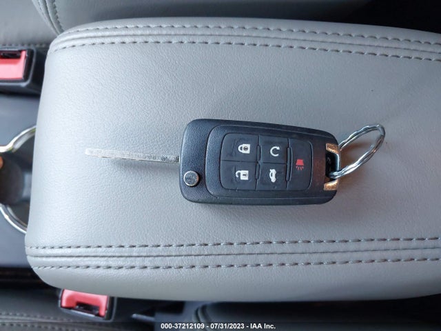1G4PP5SK8F4215712 Buick Verano