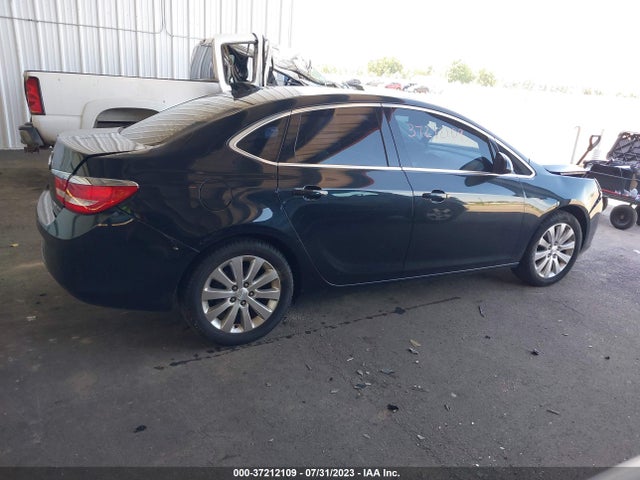 1G4PP5SK8F4215712 Buick Verano