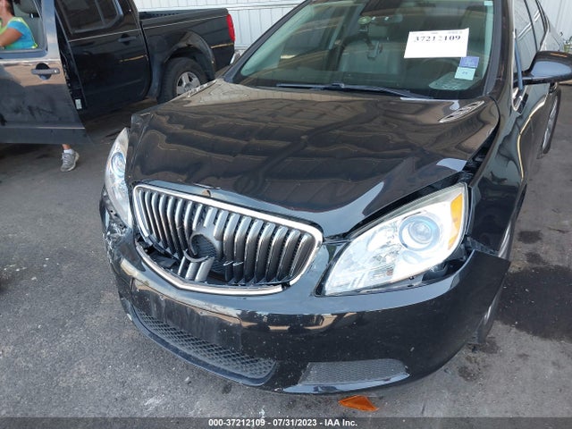 1G4PP5SK8F4215712 Buick Verano