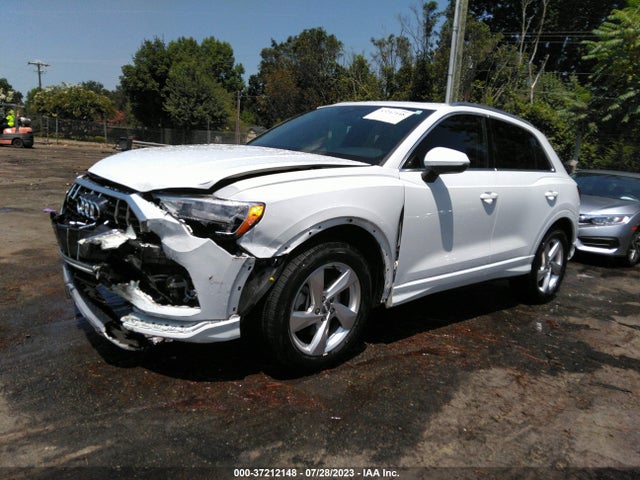 WA1AECF38L1072873 Audi Q3 PREMIUM
