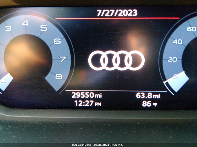 WA1AECF38L1072873 Audi Q3 PREMIUM