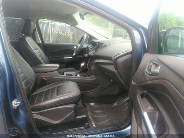 1FMCU0HD4JUA54979 Ford ESCAPE SEL
