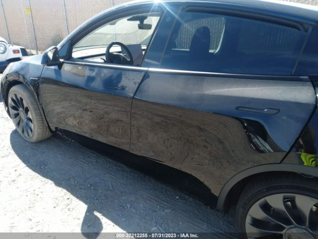 7SAYGDEFXPF751592 Tesla Model Y Performance