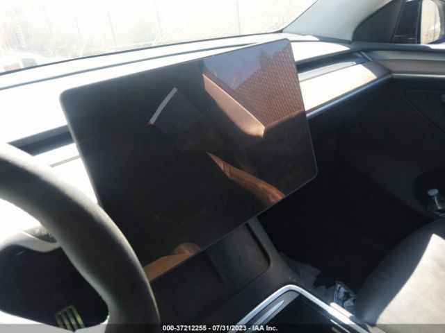 7SAYGDEFXPF751592 Tesla Model Y Performance