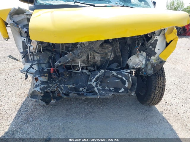 Chevrolet EXPRESS CARGO VAN 2018 1GCWGAFP8J1339939 Image 6