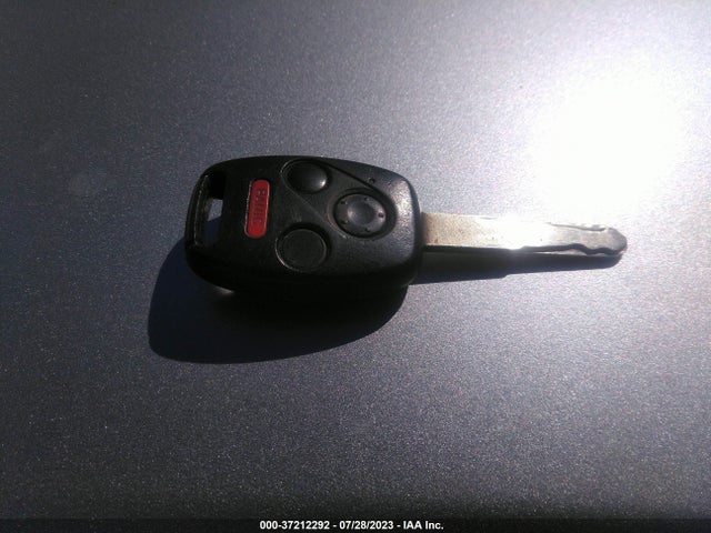 2006 HONDA ACCORD SDN LX VIN: JHMCM56486C005977