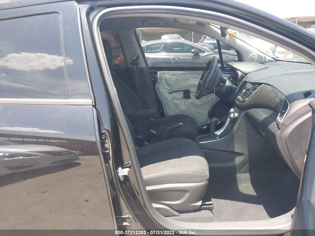 Chevrolet TRAX LS 2019 3GNCJKSB1KL304195 Image 5