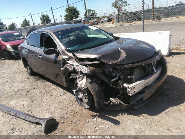 2015 1N4AL3AP7FN317008 main image