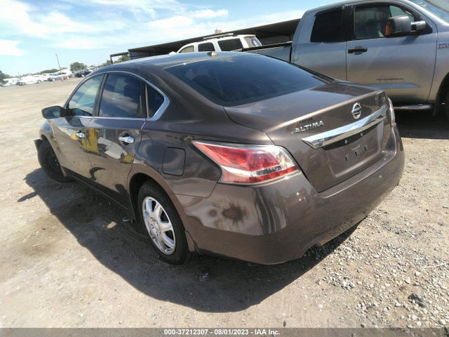 Nissan Altima 2.5 S 2015 1N4AL3AP7FN317008 Image 4
