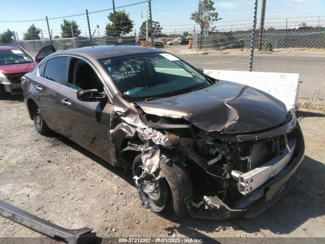Nissan Altima 2.5 S 2015 1N4AL3AP7FN317008 Image 7