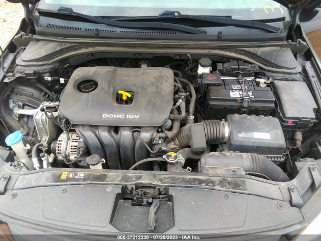 Hyundai Elantra Limited 2017 5NPD84LF5HH034774 Image 16