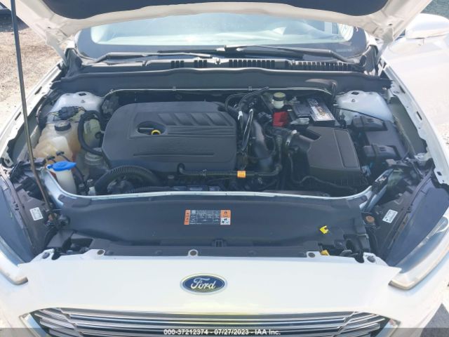 3FA6P0HD7GR182972 Ford FUSION SE