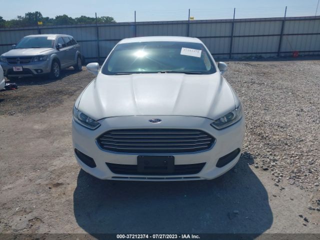 3FA6P0HD7GR182972 Ford FUSION SE