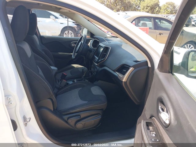 2014 JEEP CHEROKEE LATITUDE VIN: 1C4PJLCSXEW123075