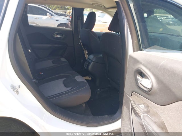 2014 JEEP CHEROKEE LATITUDE VIN: 1C4PJLCSXEW123075