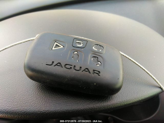 SADCS2BN8HA090858 Jaguar F-pace 20d