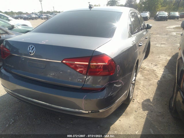 1VWBT7A31GC051613 Volkswagen Passat 1.8t Se