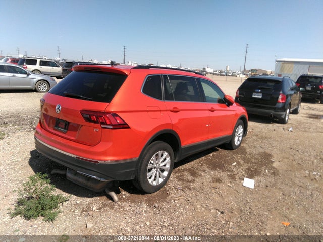3VV3B7AXXJM177571 Volkswagen Tiguan Sel/se