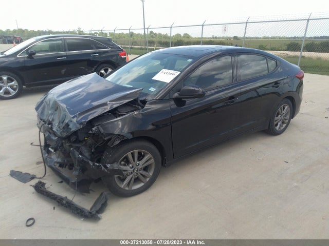 Hyundai Elantra Value Edition 2018 5NPD84LF1JH280632 Image 2