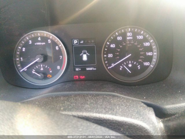 KM8J33A25HU274050 Hyundai Tucson Sport