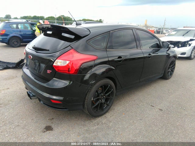 2013 FORD FOCUS ST VIN: 1FADP3L9XDL358645