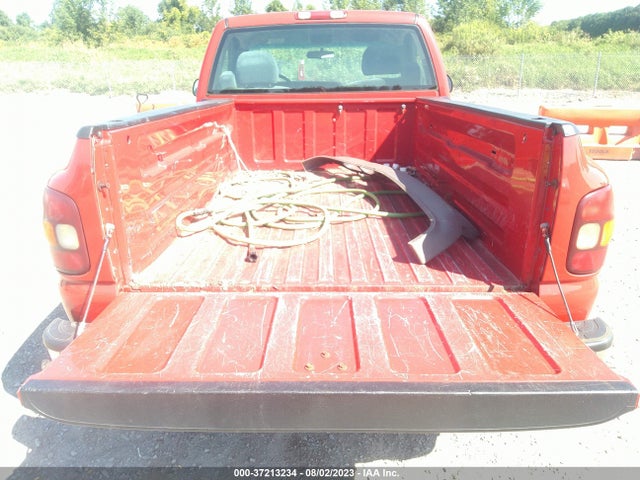 2001 CHEVROLET SILVERADO 1500 LS VIN: 1GCEC14V61Z248470