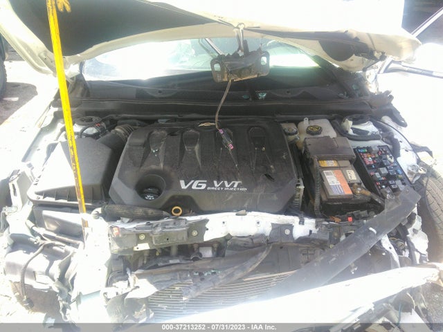 Chevrolet IMPALA LT 2016 2G1115S32G9126214 Image 10