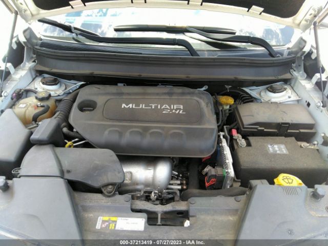 1C4PJLCB9FW656004 Jeep Cherokee Latitude