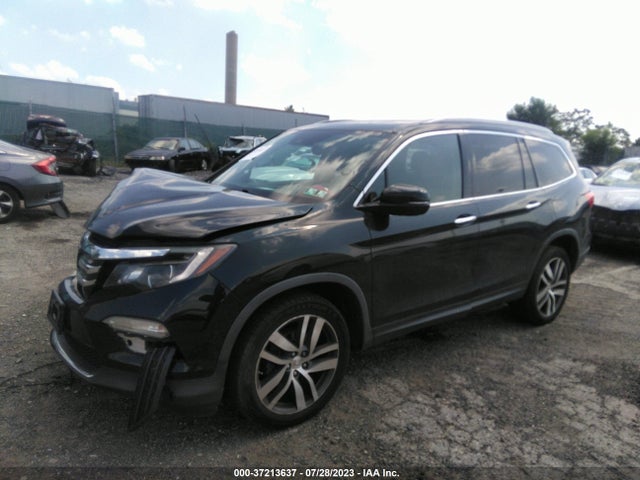 Honda Pilot Touring 2016 5FNYF5H90GB002019 Image 2