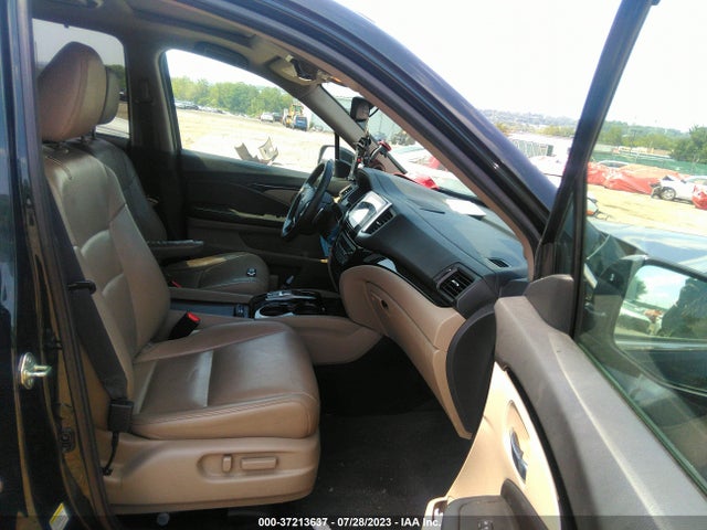 Honda Pilot Touring 2016 5FNYF5H90GB002019 Image 5