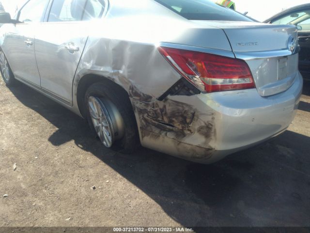 1G4GB5GR0GF248522 Buick Lacrosse Leather
