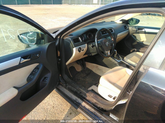 3VW637AJ0EM303587 Volkswagen Jetta Sedan Hybrid Sel Premium