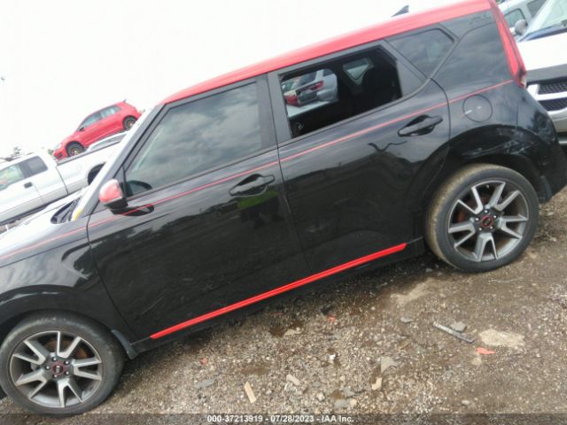 KNDJ63AU8L7010261 KIA Soul Gt-line