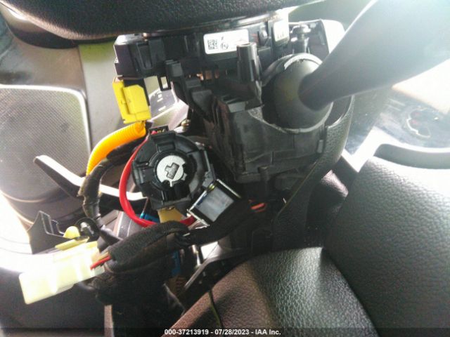 KNDJ63AU8L7010261 KIA Soul Gt-line