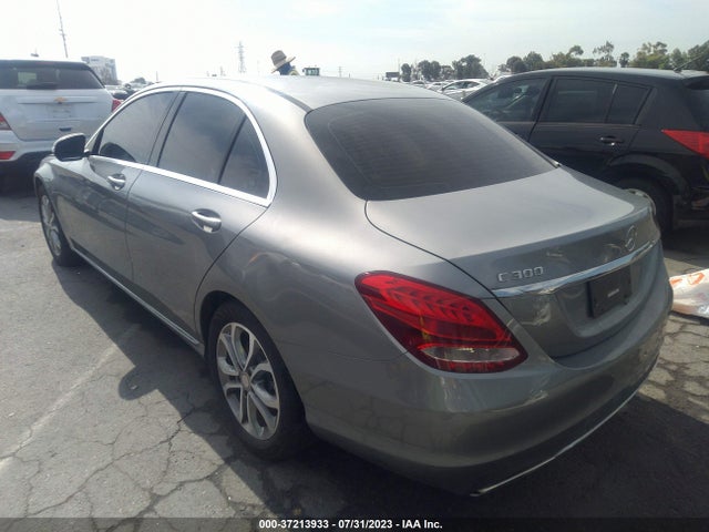 55SWF4JB1GU103910 Mercedes-Benz C-class C 300