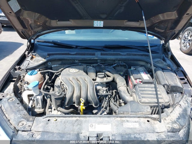 3VW2K7AJXEM219424 Volkswagen Jetta Sedan S