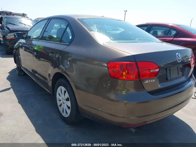 3VW2K7AJXEM219424 Volkswagen Jetta Sedan S