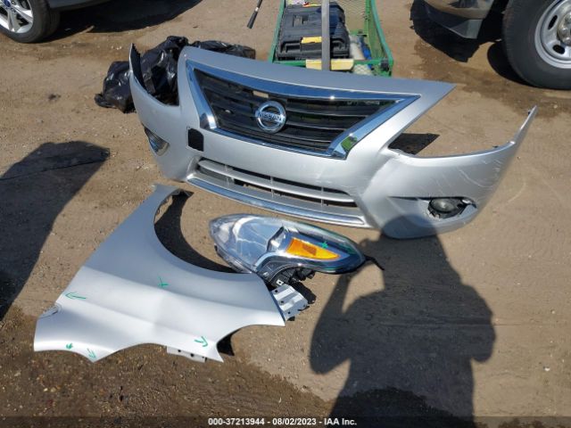 3N1CN7AP7JL823695 Nissan Versa Sedan Sv