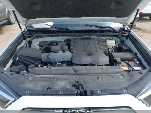 Toyota 4RUNNER SR5 2022 JTEMU5JRXN6051926 Image 10