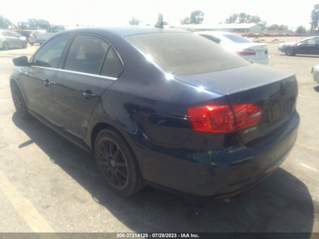 3VWD17AJ0EM372342 Volkswagen Jetta Sedan Se W/connectivity