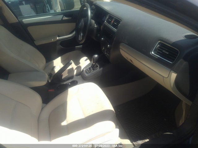 3VWD17AJ0EM372342 Volkswagen Jetta Sedan Se W/connectivity