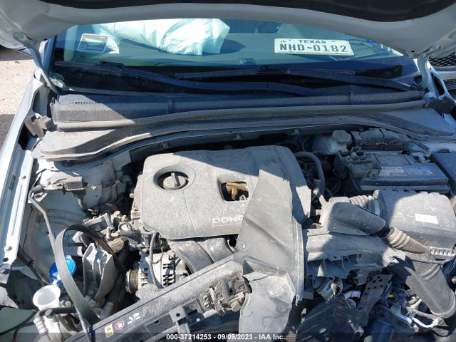 2018 HYUNDAI ELANTRA SEL VIN: 5NPD84LF6JH324463