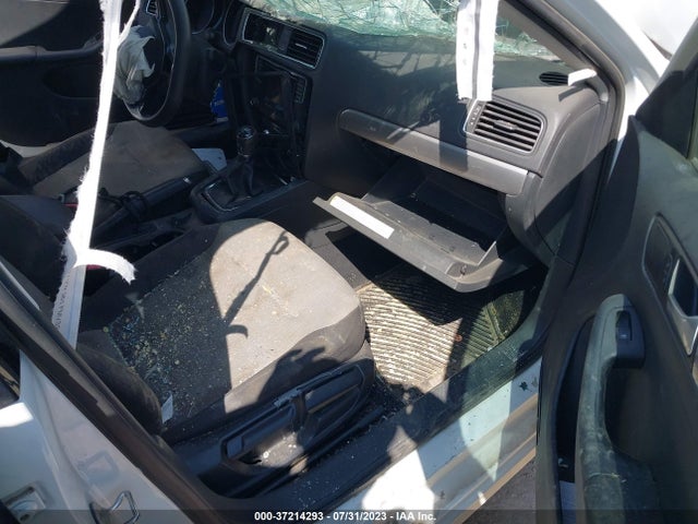 3VW167AJ2HM323619 Volkswagen Jetta 1.4t S