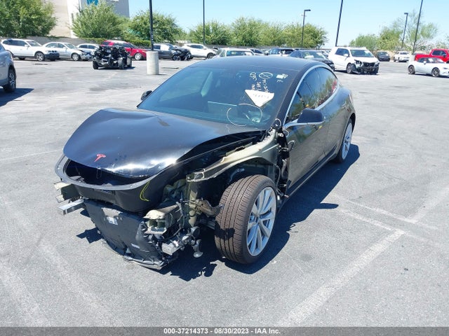 Tesla Model 3 Long Range/performance 2019 5YJ3E1EB9KF199925 Image 2
