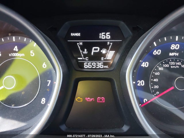 Hyundai ELANTRA SE 2016 5NPDH4AE4GH692305 Image 16