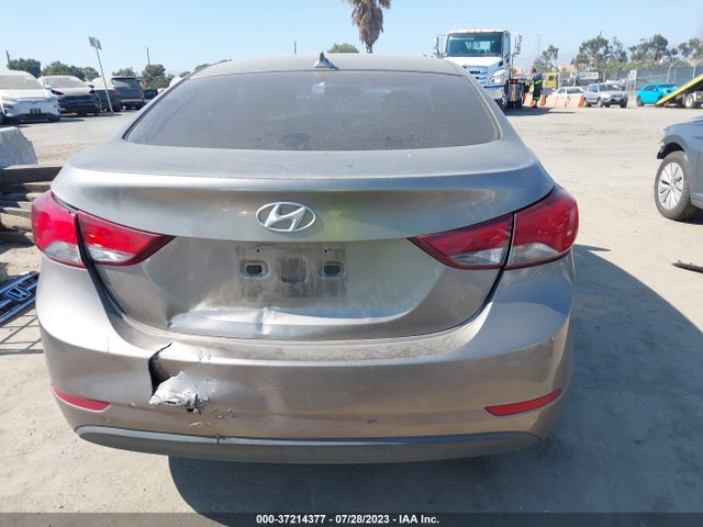 Hyundai ELANTRA SE 2016 5NPDH4AE4GH692305 Image 17