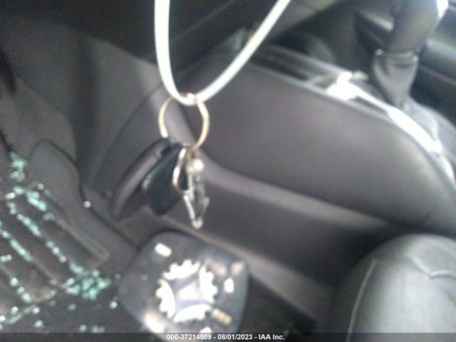 JN8AT2MT1HW406832 Nissan Rogue Sl