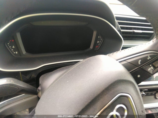 WA1AECF34K1075901 Audi Q3 PREMIUM